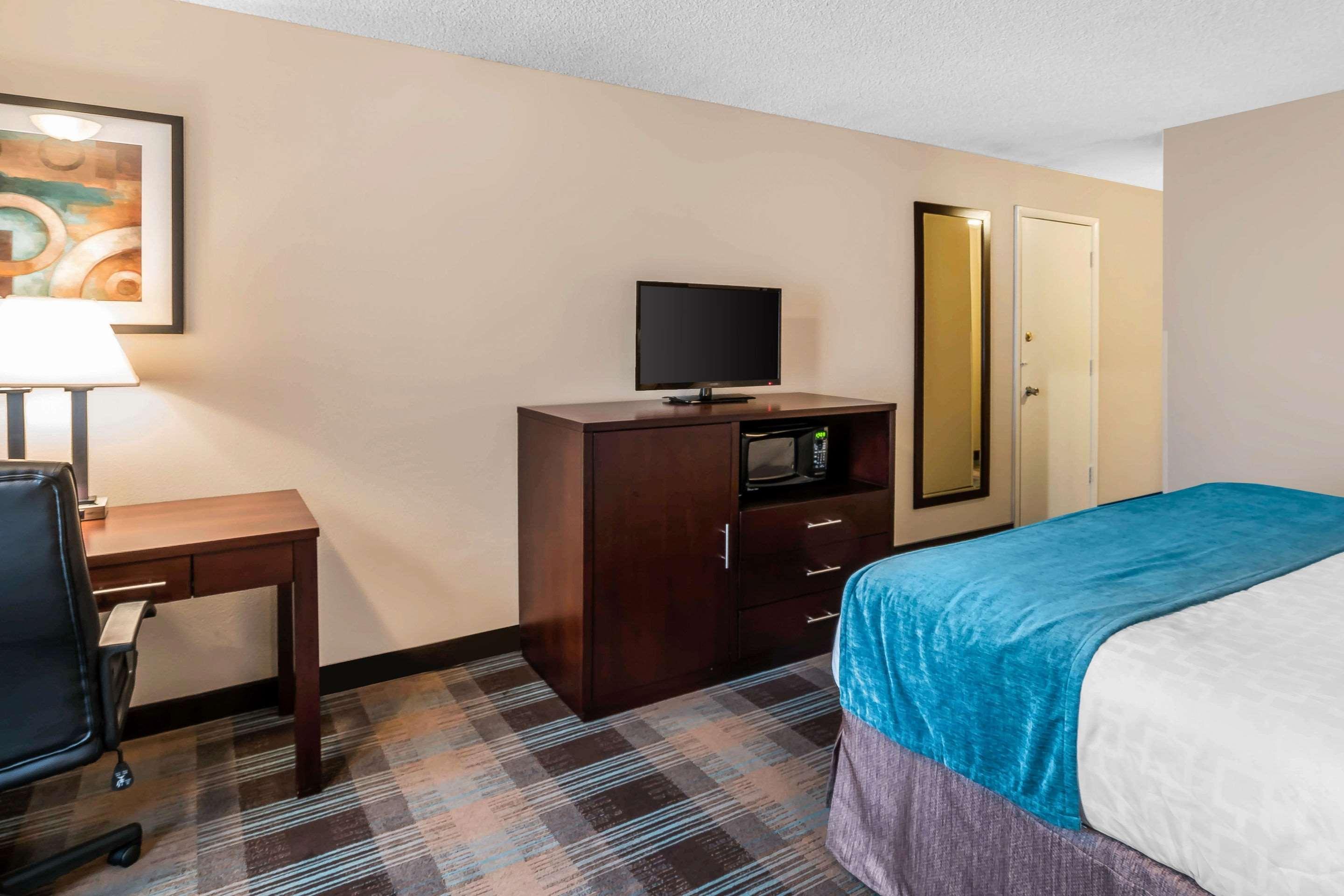 Clarion Inn Near Jblm Tacoma Luaran gambar