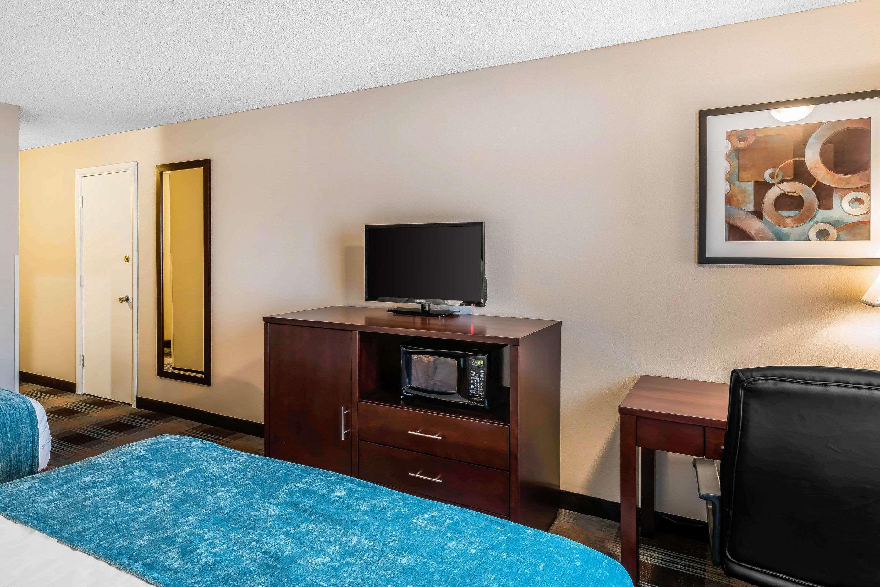 Clarion Inn Near Jblm Tacoma Luaran gambar