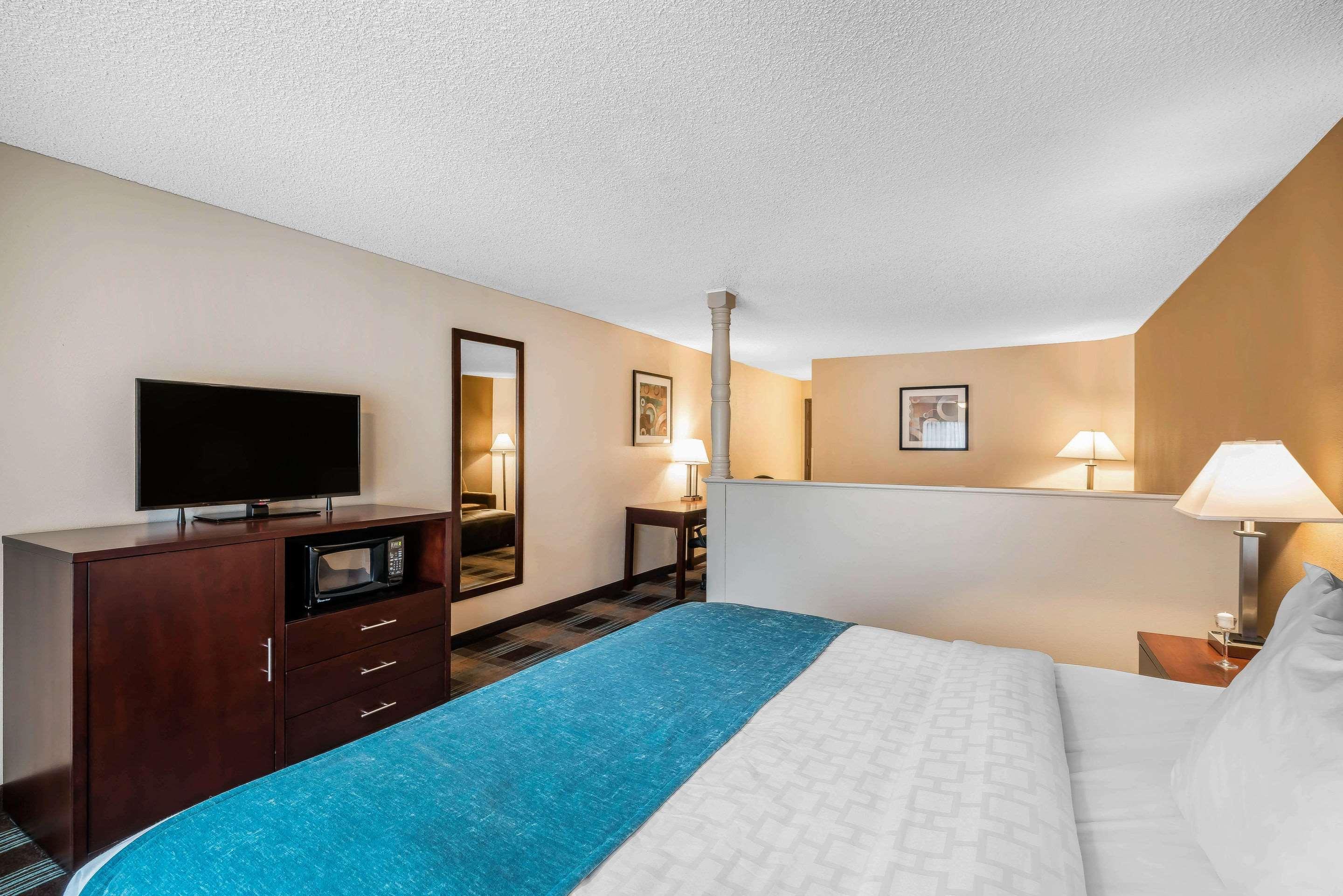 Clarion Inn Near Jblm Tacoma Luaran gambar