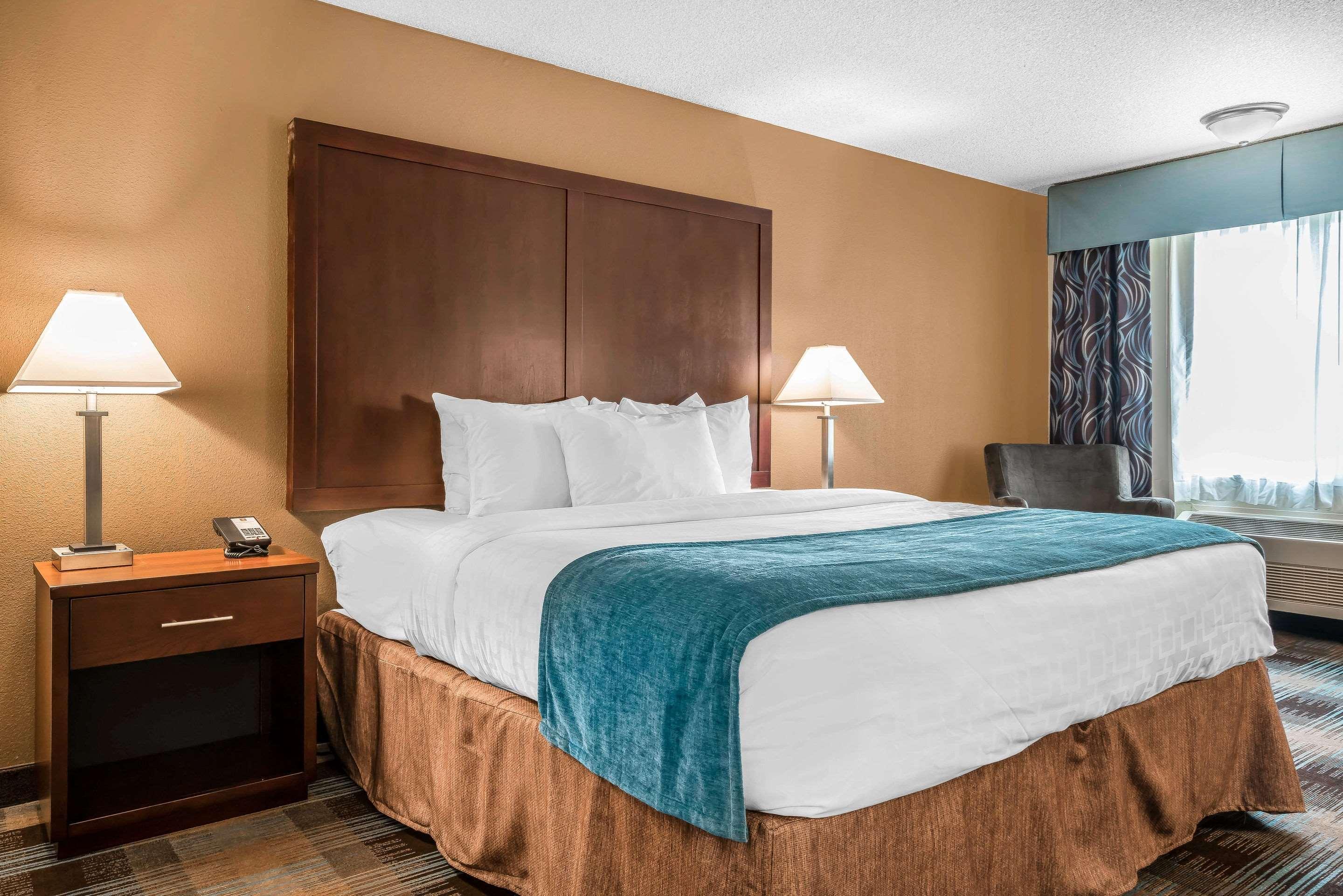 Clarion Inn Near Jblm Tacoma Luaran gambar